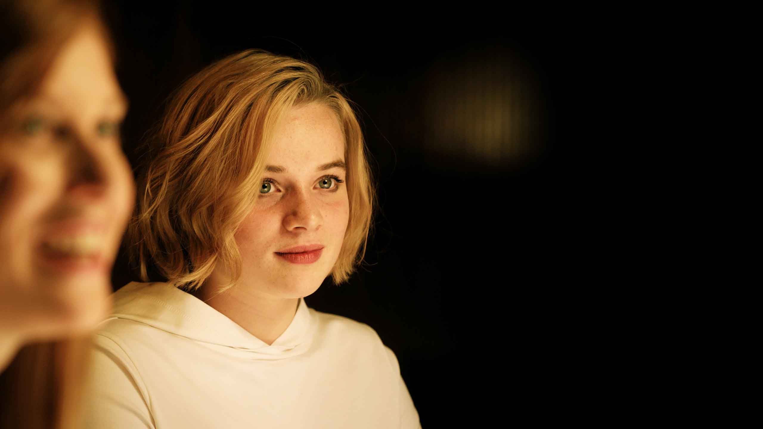 Hintergrundbild zu Luna Wedler